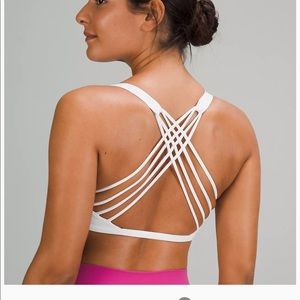 Lululemon Free to be bra - Wild in white - Size 10